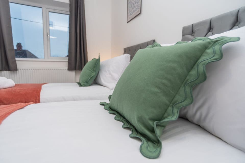 Fresh, clean linens changed every stay, with additional towels and housekeeping available during longer visits — perfect for extended, comfortable stays.