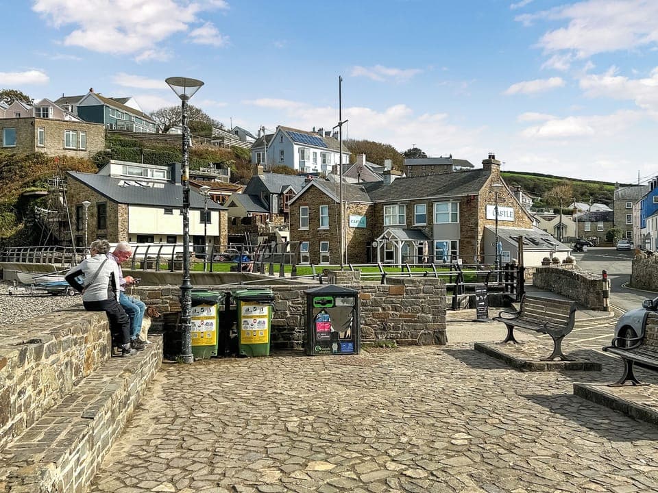 Surrounding area | Skokholm, Littlehaven