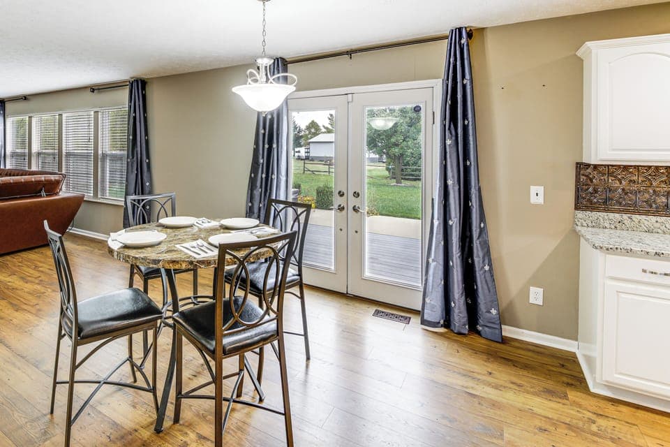 Dining Area | 1st Floor