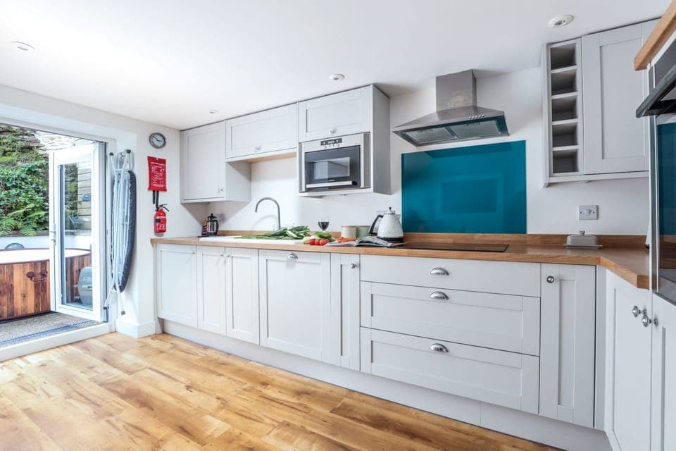 The kitchen at Wavecrest, Cornwall