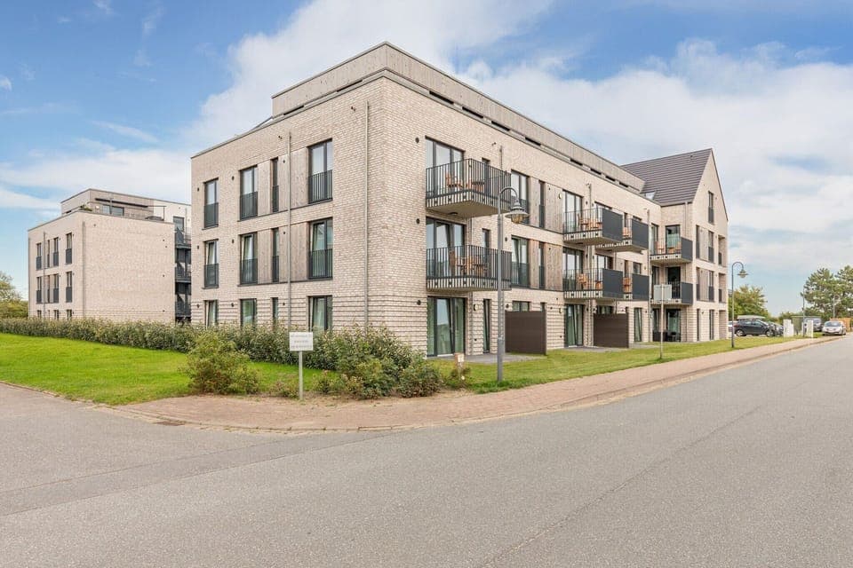 Holiday Home Exterior [summer]