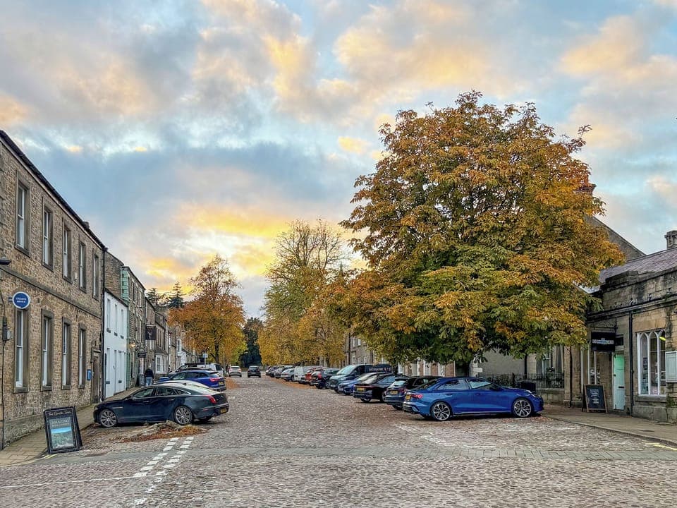 Surrounding area | Stone&rsquo;s Throw, Richmond