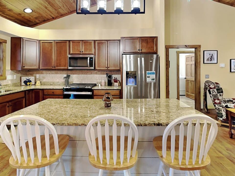 Full Kitchen