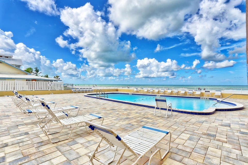 Heated Pool Beach Side