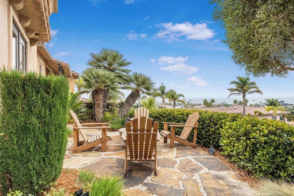 Hello ocean views as far as the eye can see!