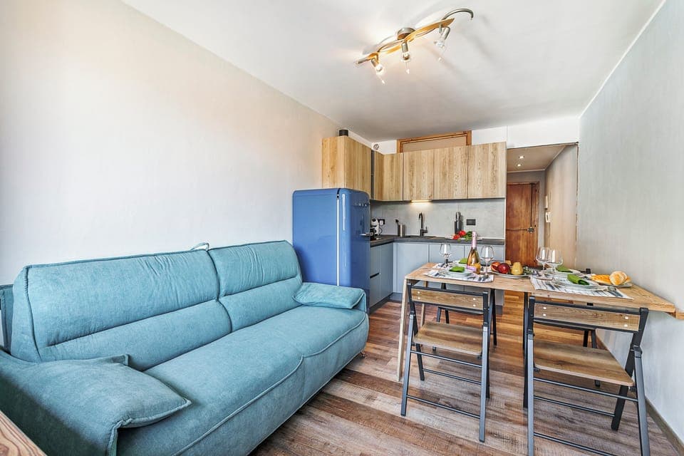 Living and dining room