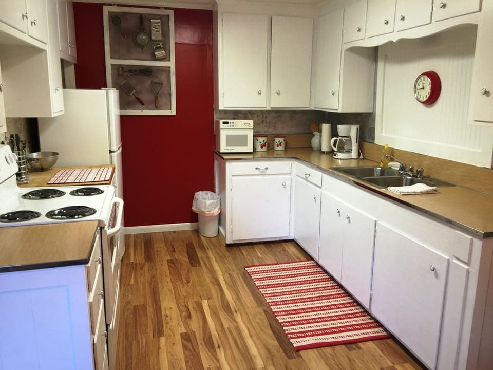 Bedroom 1 Full Kitchen