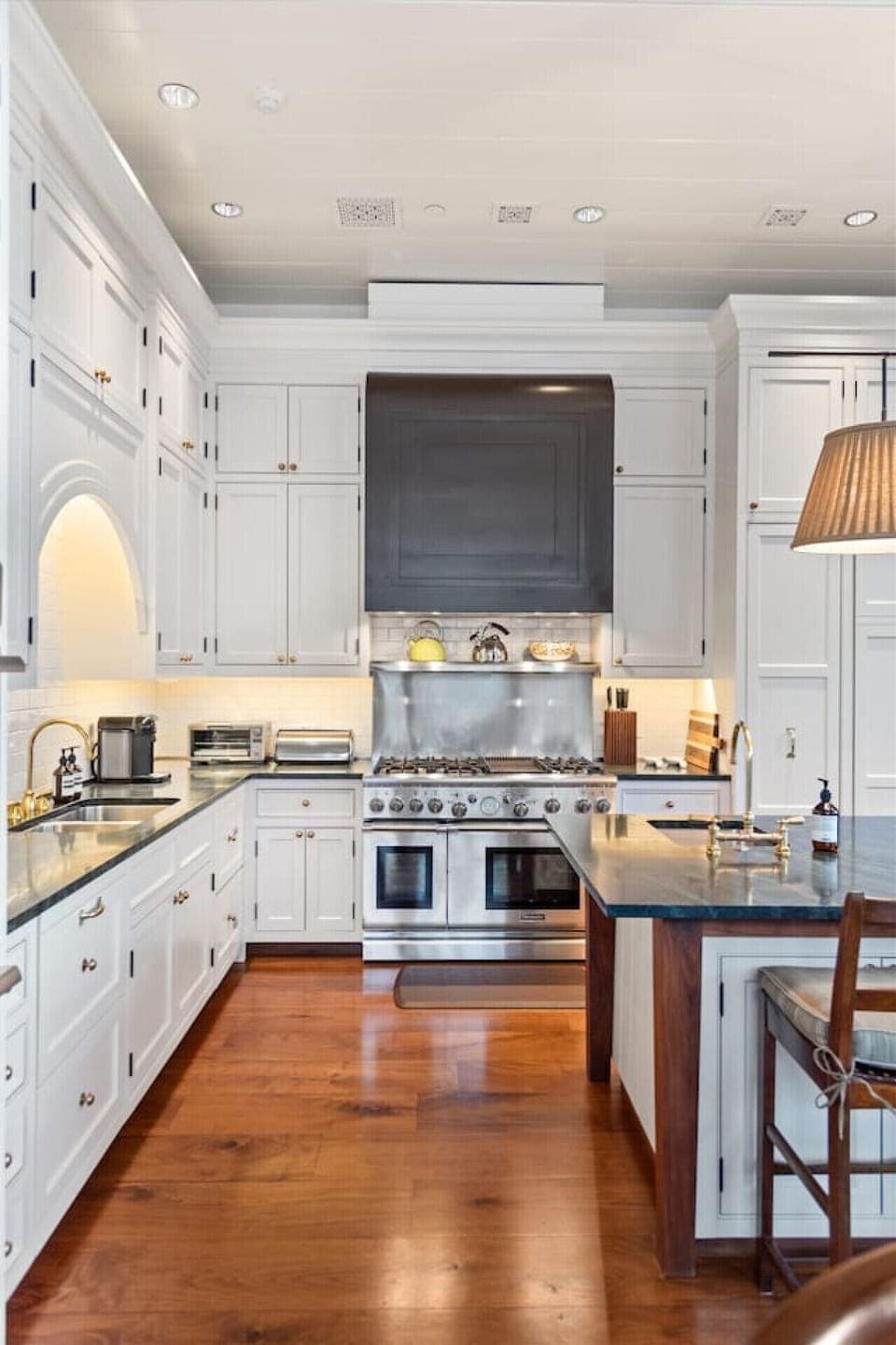 Kitchen with Island Seating for 6
