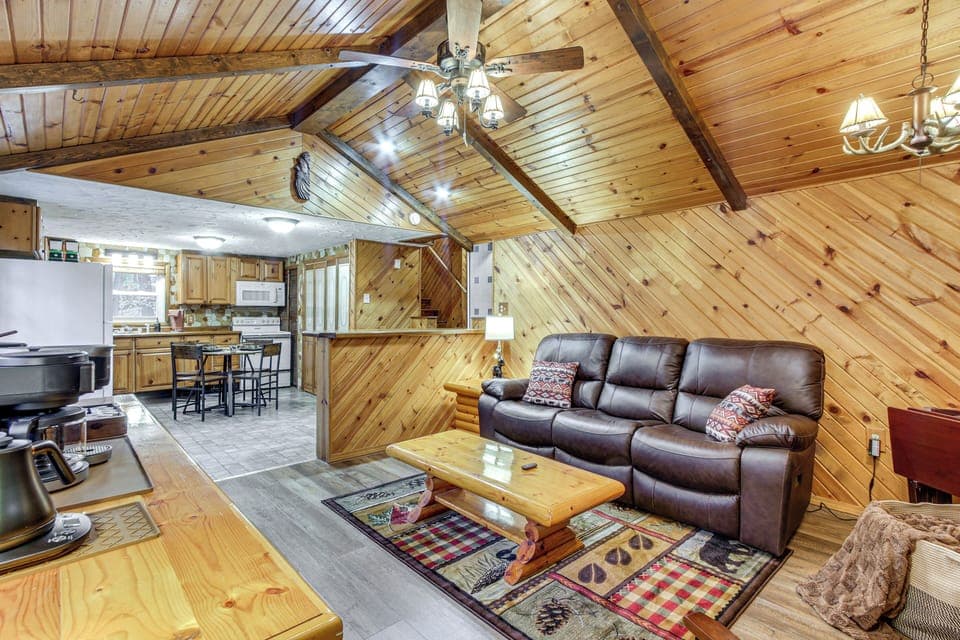 Rockbridge Vacation Rental | 2BR | 2BA | Steps Required | 900 Sq Ft