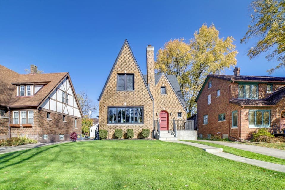 Hammond Vacation Rental | 2BR | 1BA | 1,000 Sq Ft | Stairs Required