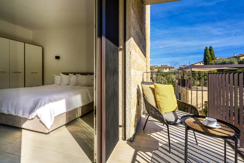 High Res_Back Balcony_2