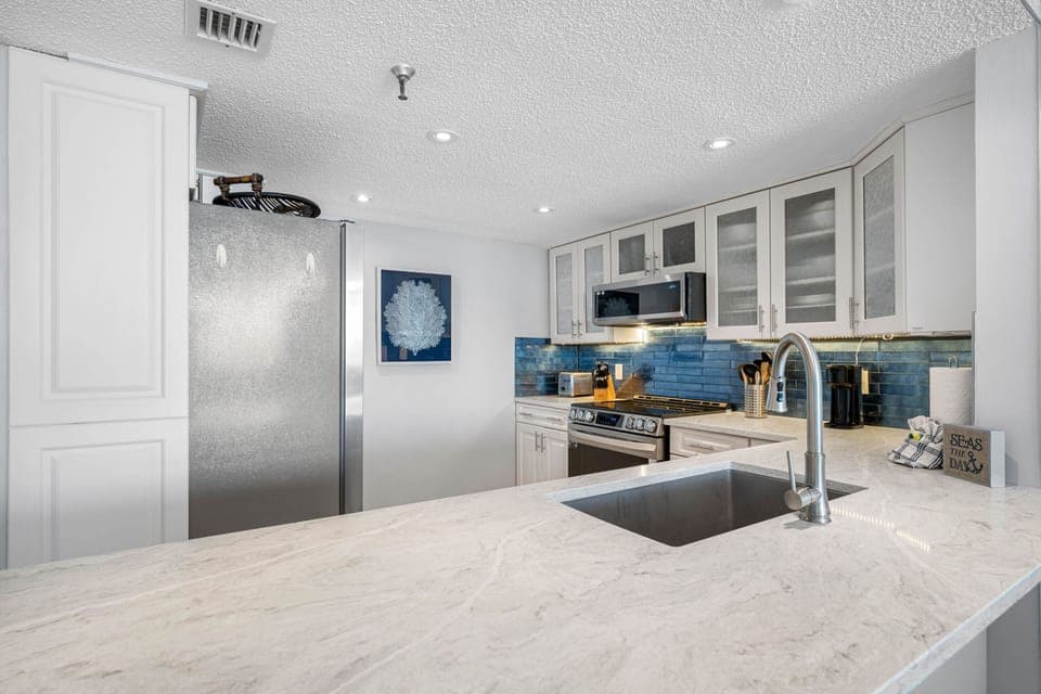 Kitchen - Unit 2601