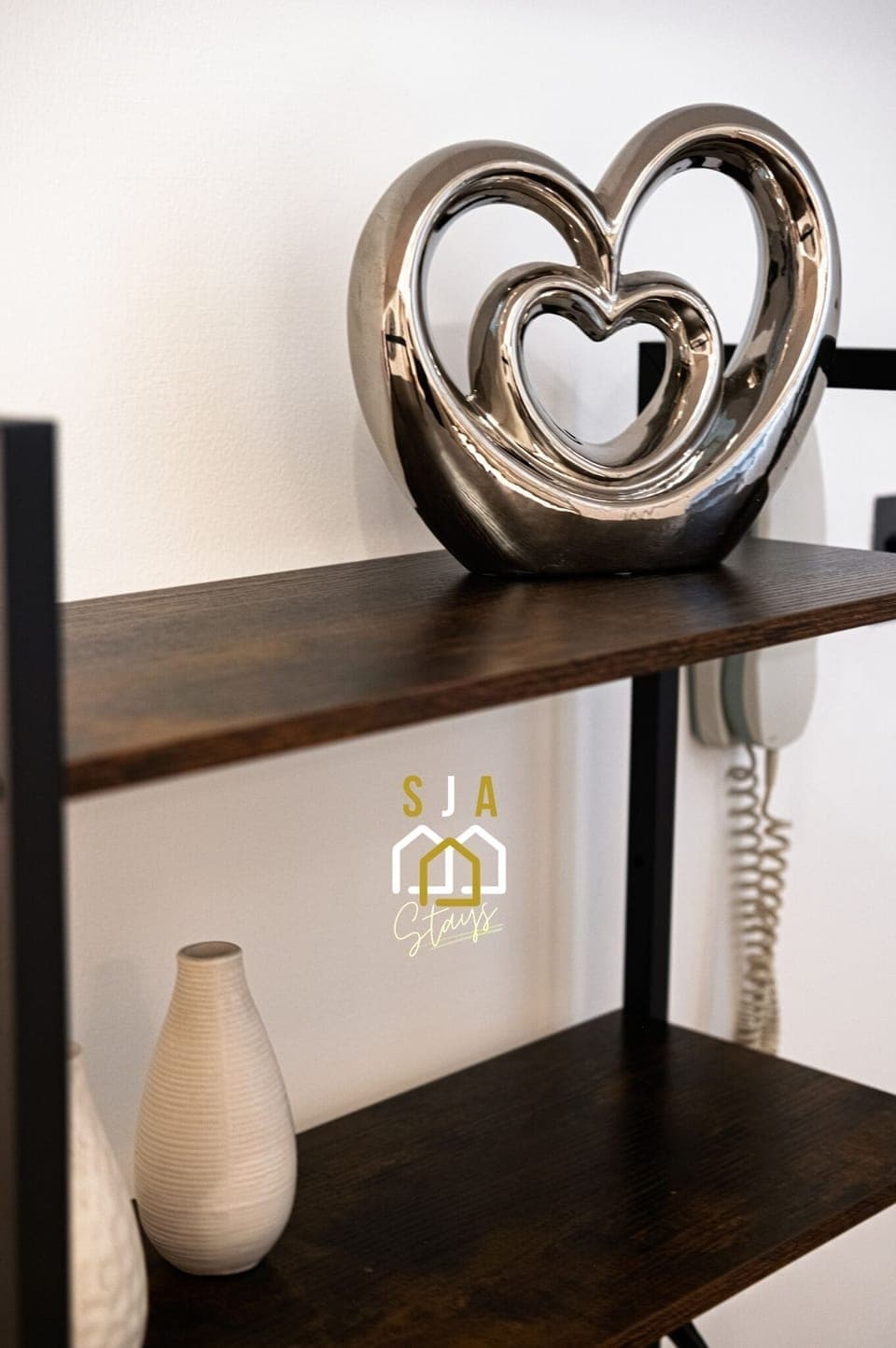 Living Room / Lounge