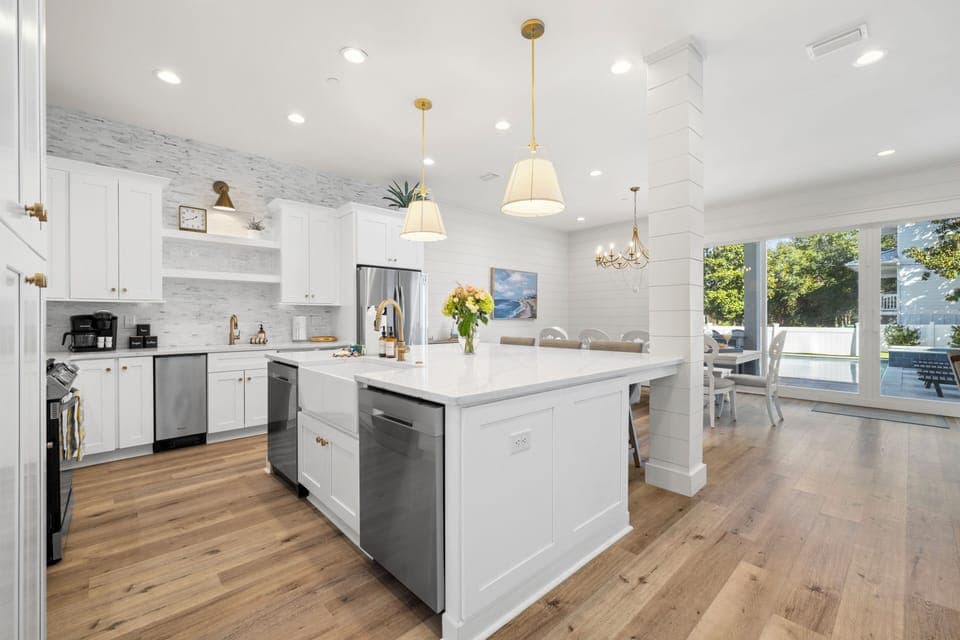 Spacious kitchen