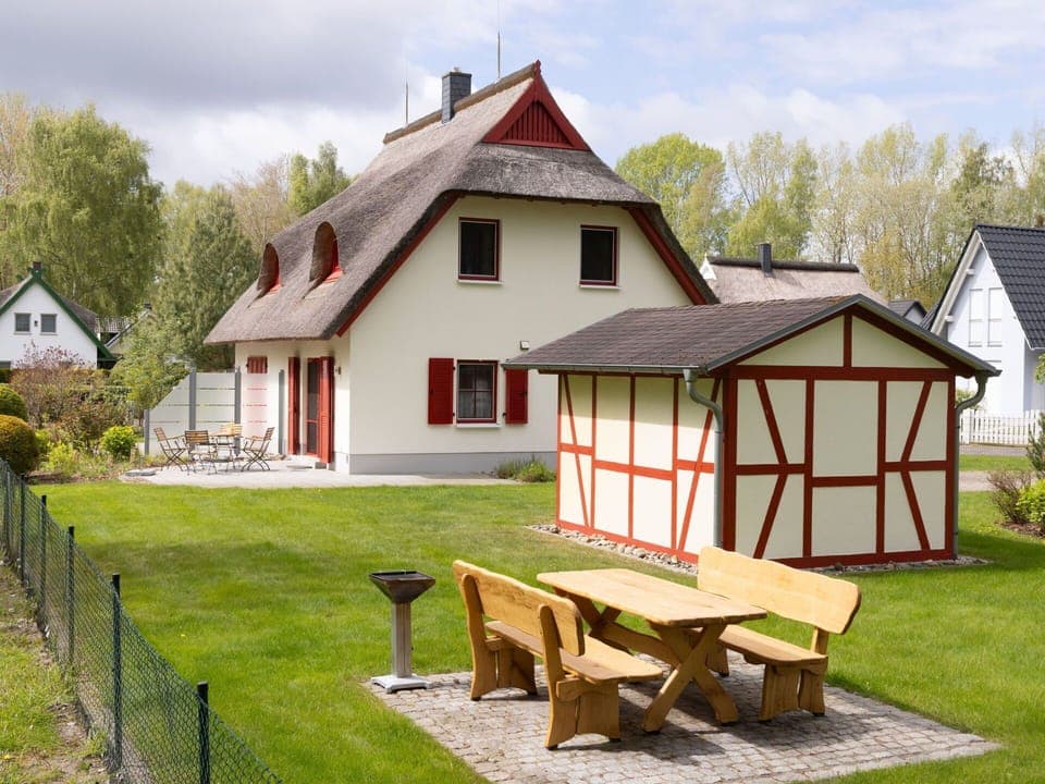 Roof, House, Cottage, Home, Human Settlement, Farmhouse, Garden, Lawn, Landscaping, Yard