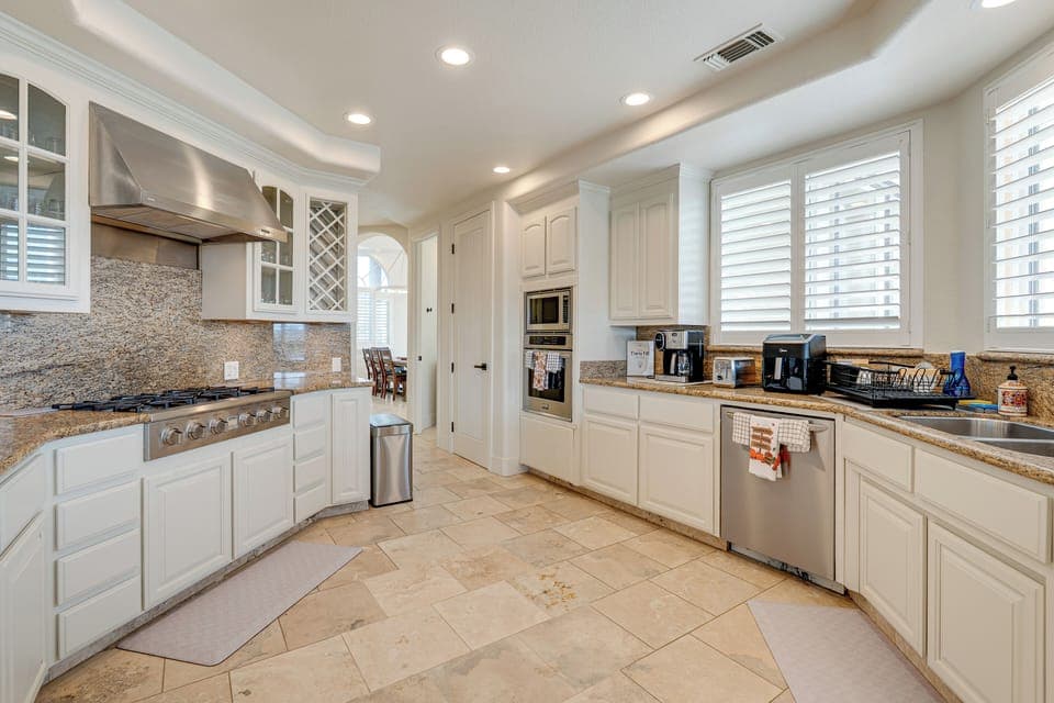 Kitchen | Keurig | Blender | Spices