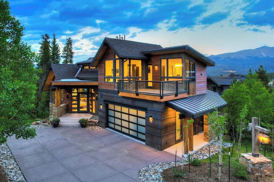 Welcome to Serac Lodge!