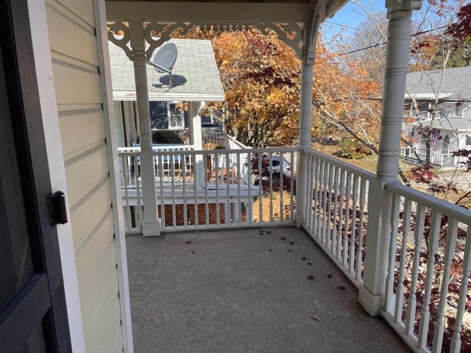 230Centralporch1