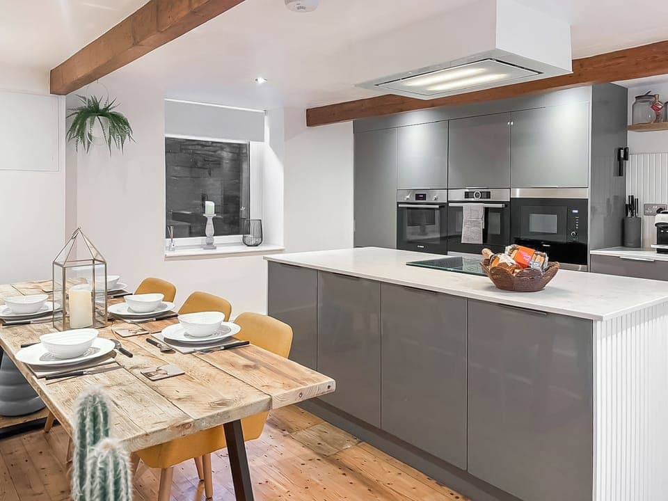 Kitchen | Golden Goose Cottage - Goose Eye Retreats, Laycock