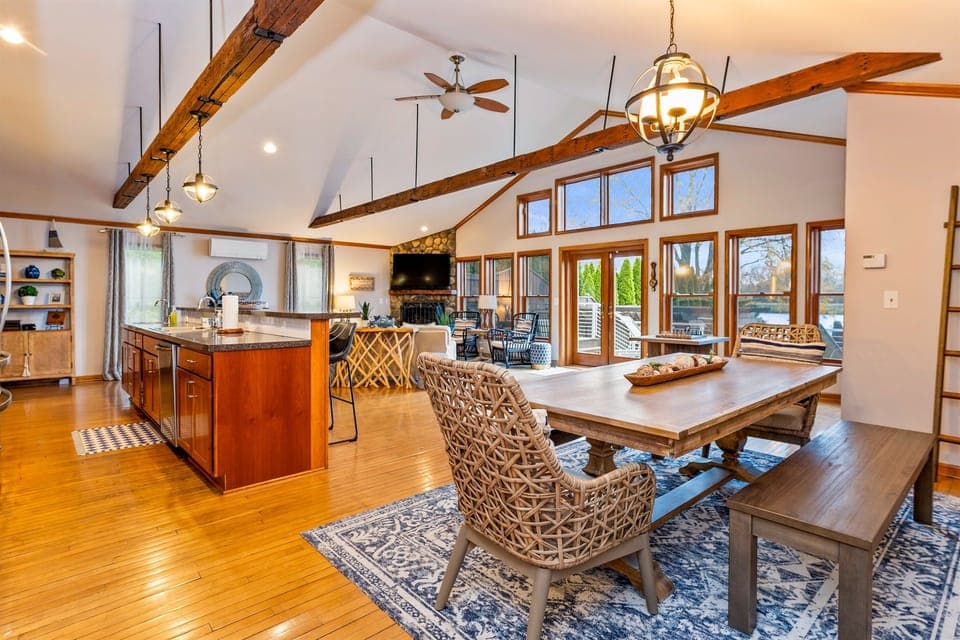 Open concept kitchen,dining and living space