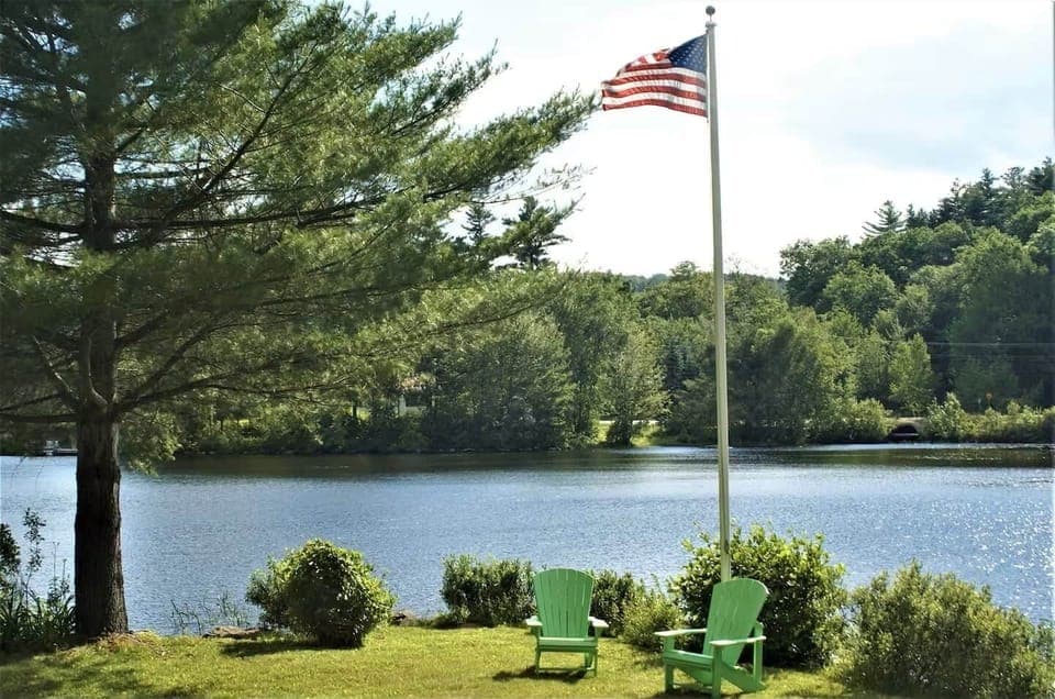 Backyard Overlooking the Lake