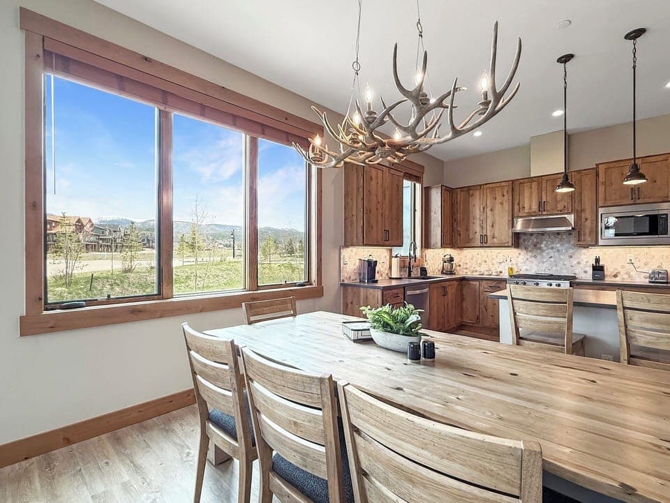 We have ample dining space at the table and island, plus a fully stocked kitchen