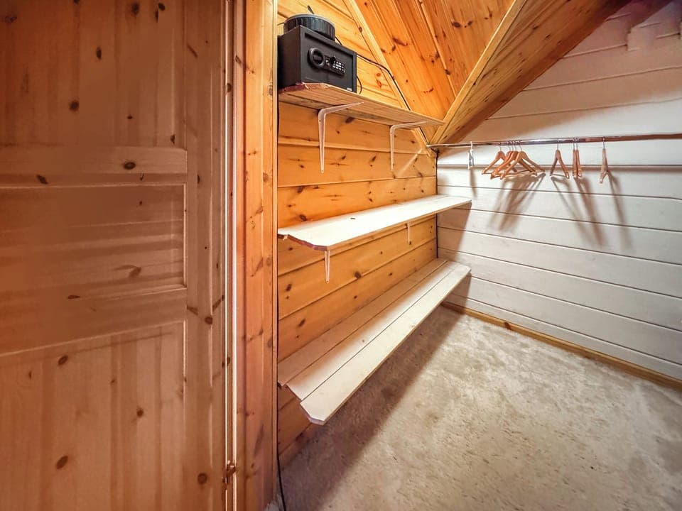 Interior | The Lakehouse - Norfolk Lake House, Pentey