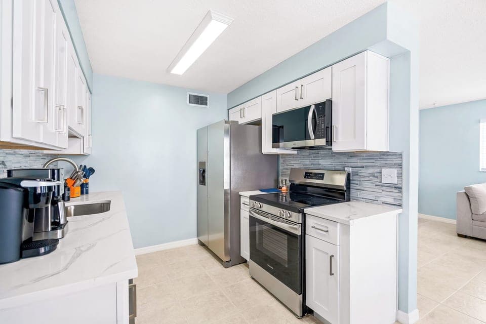 Unit 4 Kitchen