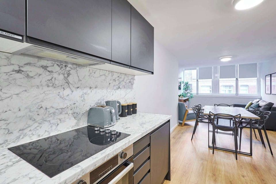 Apartment 4 Stanley Street, Liverpool - Host & Stay 