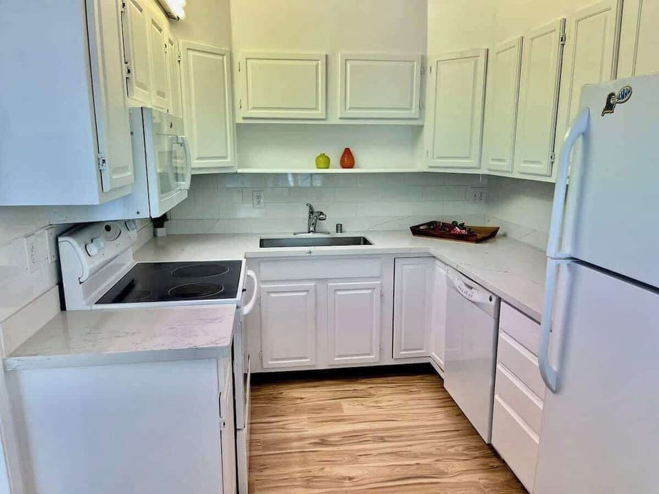 Brand new granite kitchen counter with eating space