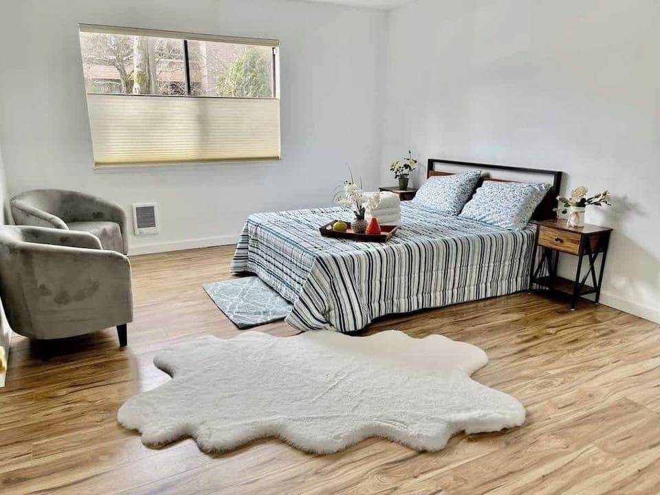 Master bedroom with private bathroom 