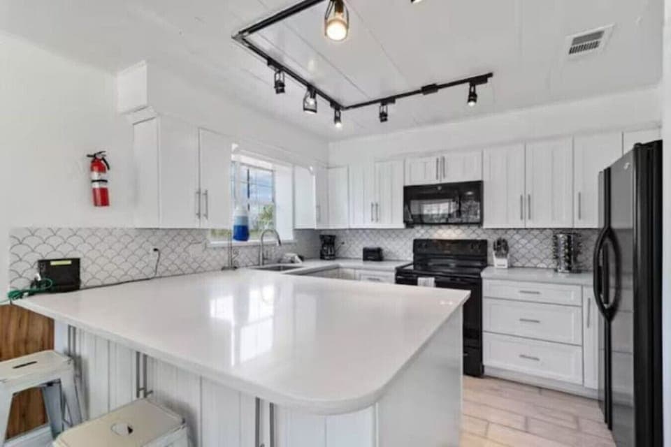 A kitchen perfect for preparing meals for the family!