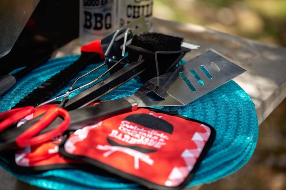 Everything you need for outdoor cooking is ready for use including grilling tools and accessories to make mealtime simple and enjoyable.