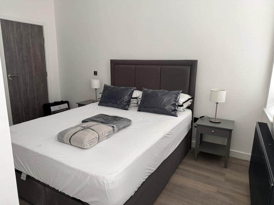 WhatsApp Image 2025-12-06 at 19.16