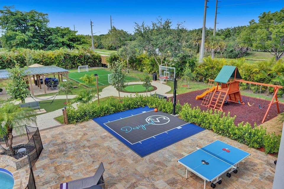 Sport court
