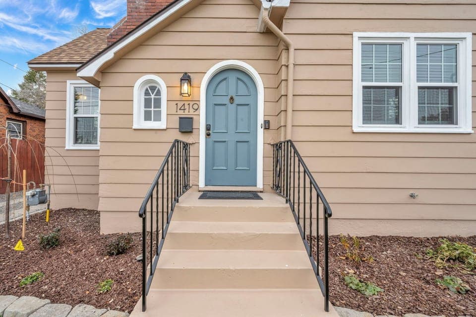 Welcome to Arlington Manor