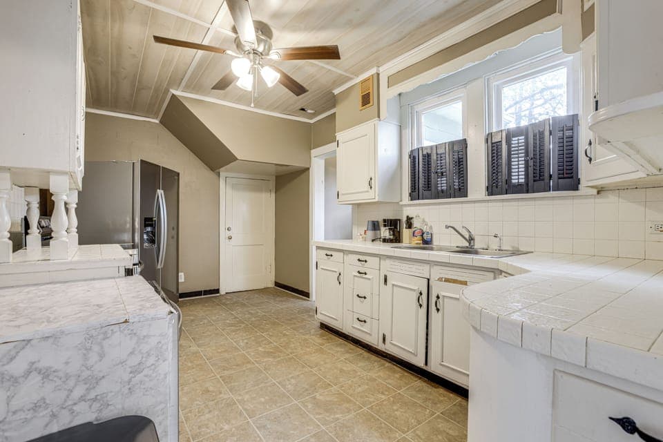 Kitchen | 1st Floor