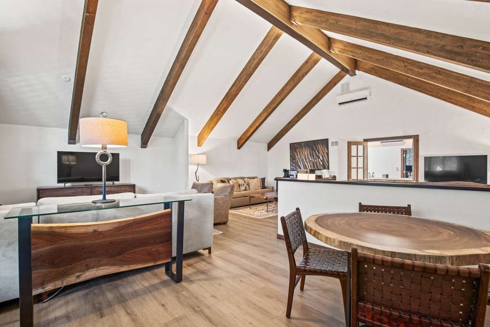 9. Antlers Suite.