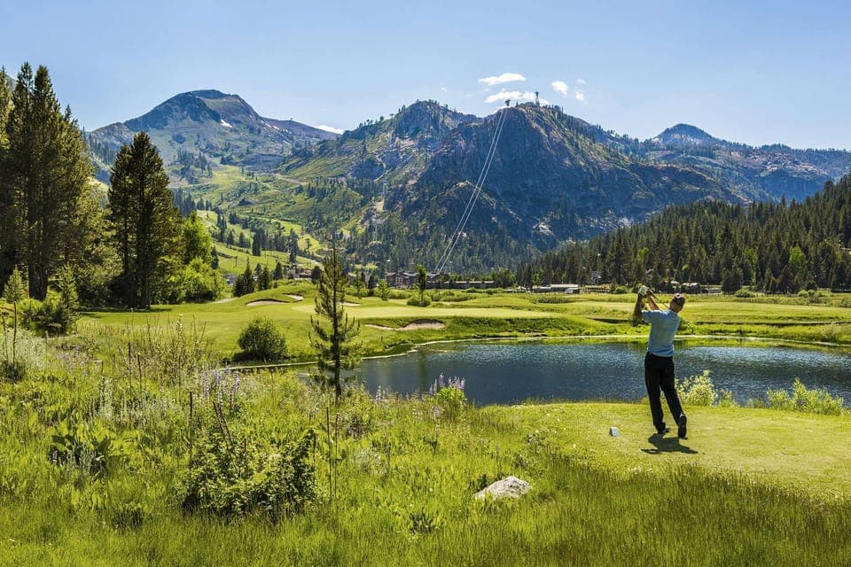 Discover tranquility at The Links at Everline, a championship golf course nestled beneath Palisades Tahoe.
