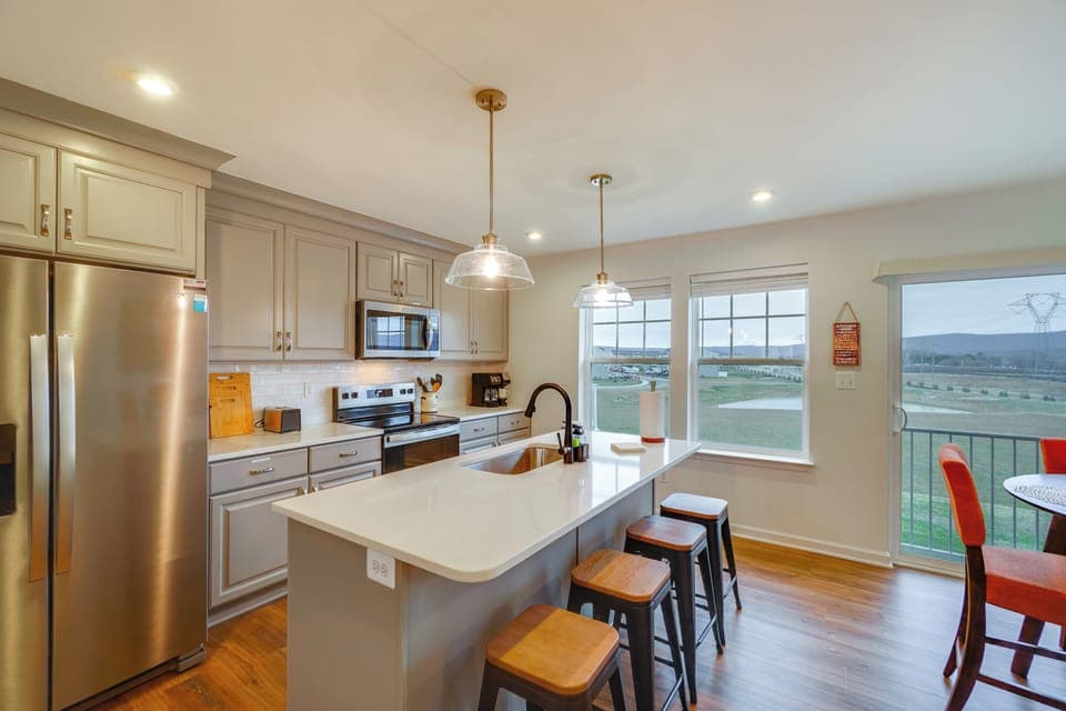 Kitchen | Main Floor