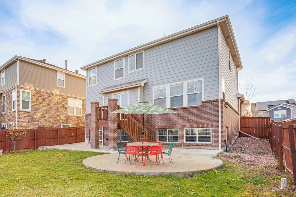 Aurora Vacation Rental | 5BR | 3.5BA | 3,055 Sq Ft | Stairs Required
