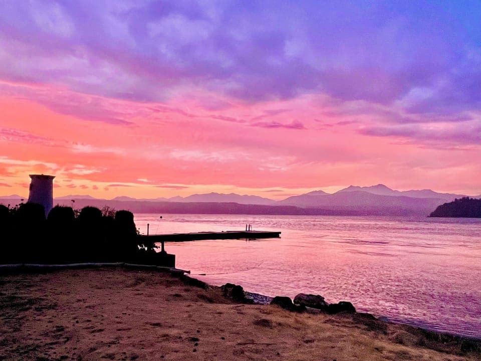 Public beach just downhill, 1–2 minute drive or 15 minute walk