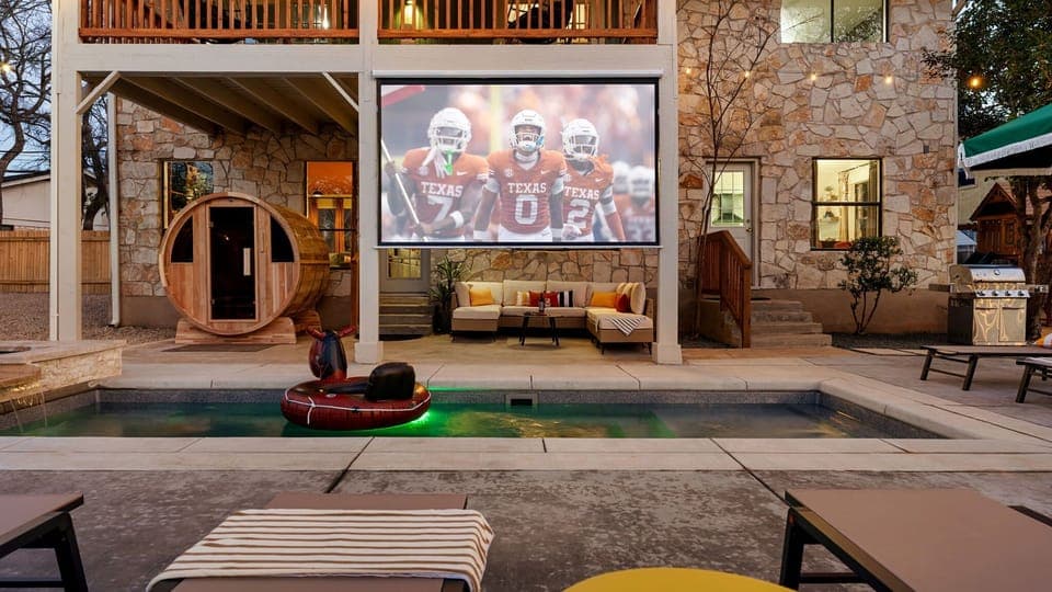 Refresh and recharge with a swim anytime you want.