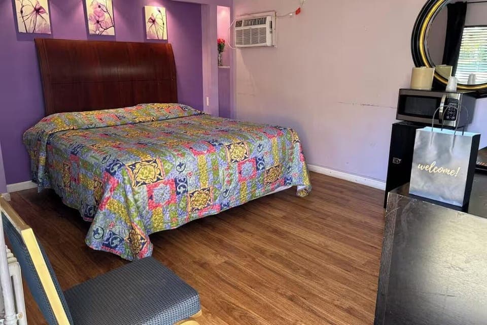 Bedroom. Interior and views may vary based on location and availability.