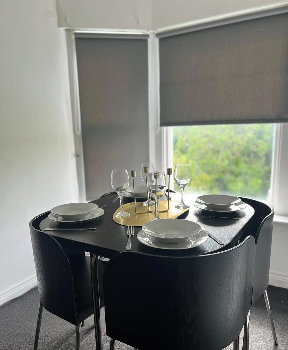 Living Room / Lounge