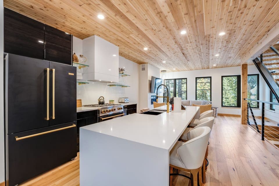 Beautiful kitchen with island seating for 3. | Main Level