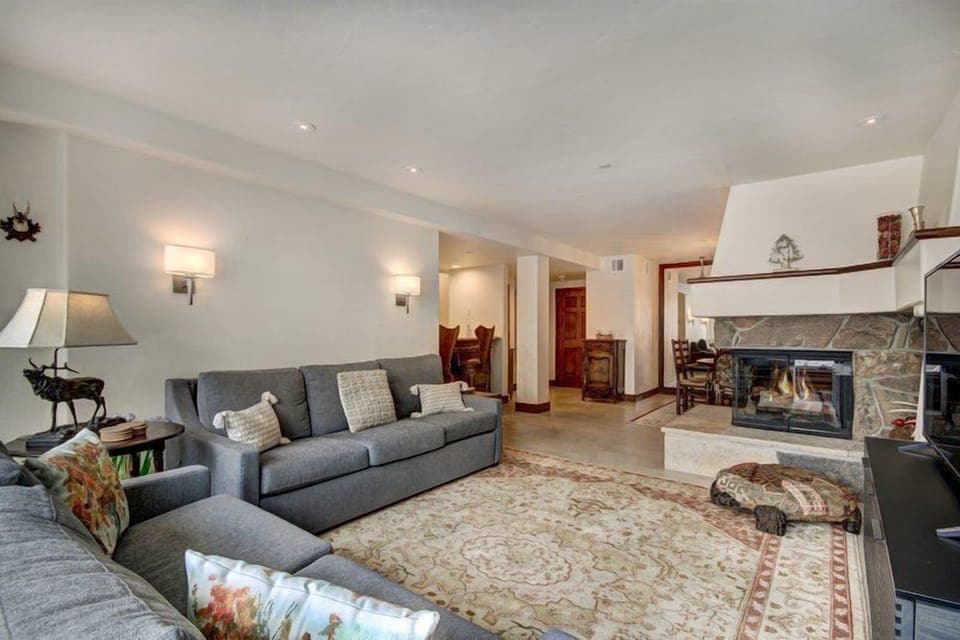 ating, and a warm, inviting atmosphere perfect for relaxing and entertaining.