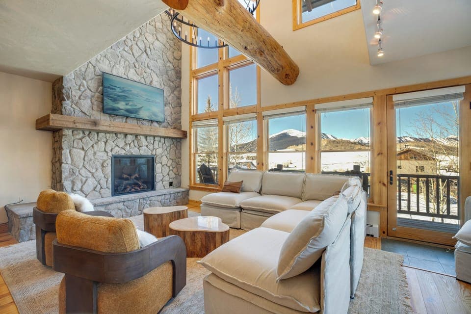 Gunnison Vacation Rental | 4BR | 3.5BA | 2,465 Sq Ft | Steps to Enter