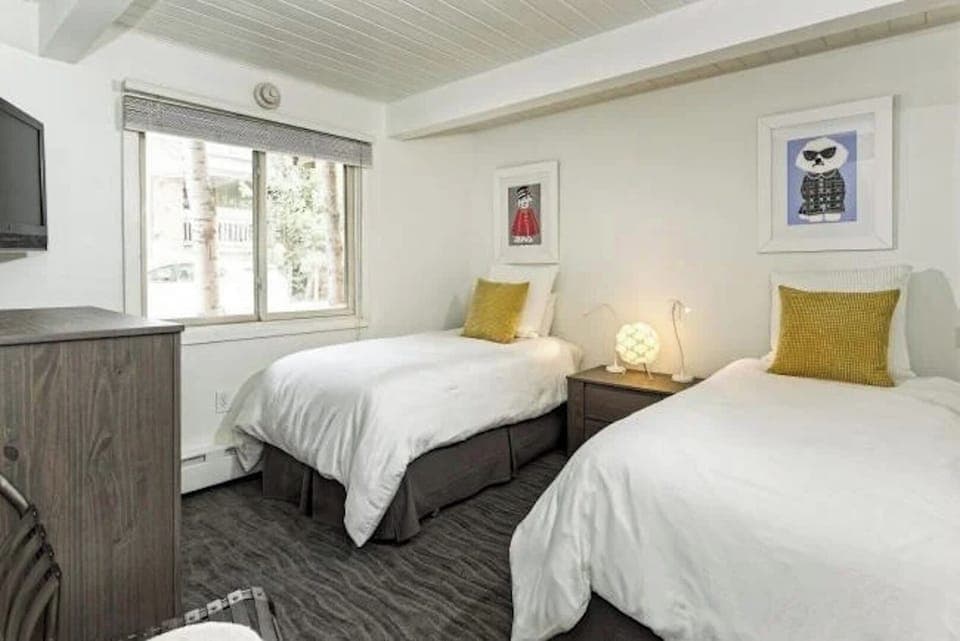 Aspen Core - Bedroom