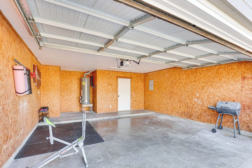 Exercise Area | Garage Parking (1 Vehicle)